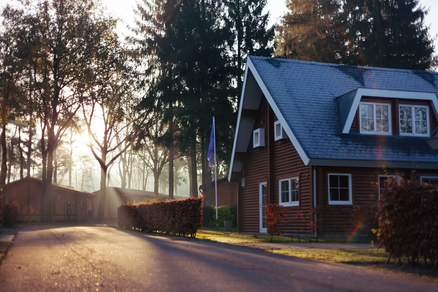 The Oaks, quiet residential street